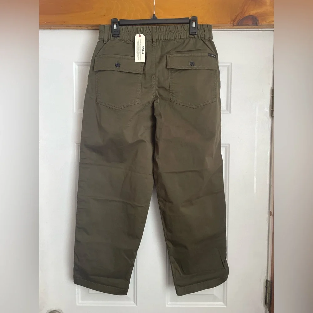 Sanctuary woman’s Olive Cargo Pants, button fly, 30waist - Picture 3 of 4